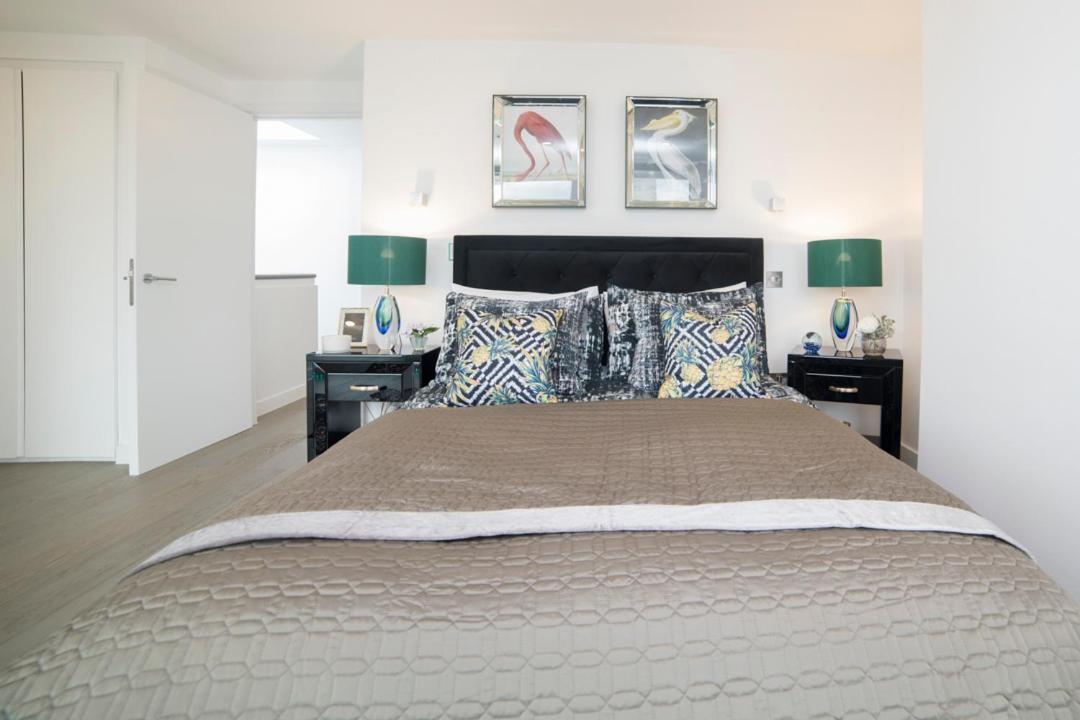 Premier 3 Bed Lux Apartment - Sleeps 8 Londen Buitenkant foto